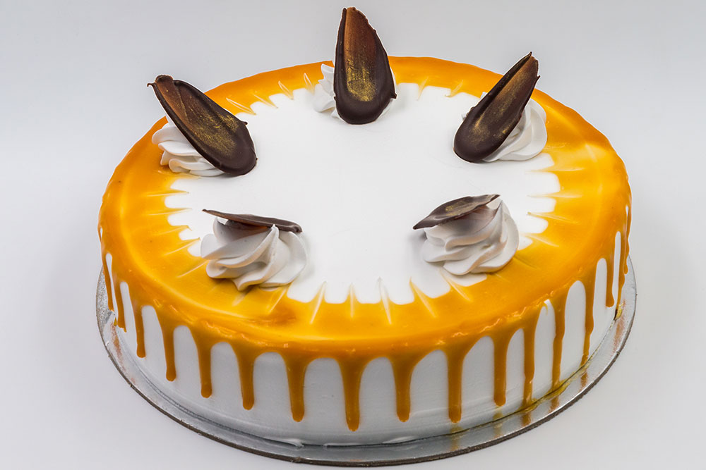 Buy Butterscotch Cake - Eggless Oman | Best Butterscotch Cake - Eggless ...